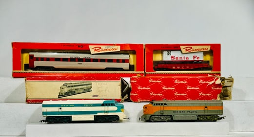 Four Rivarossi HO Trains