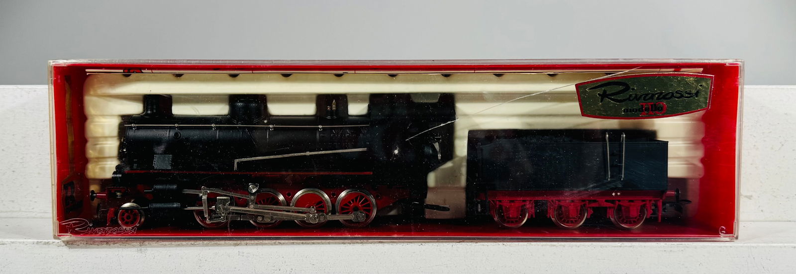 Rivarossi HO European Steam Engine & Tender (1 of 2)