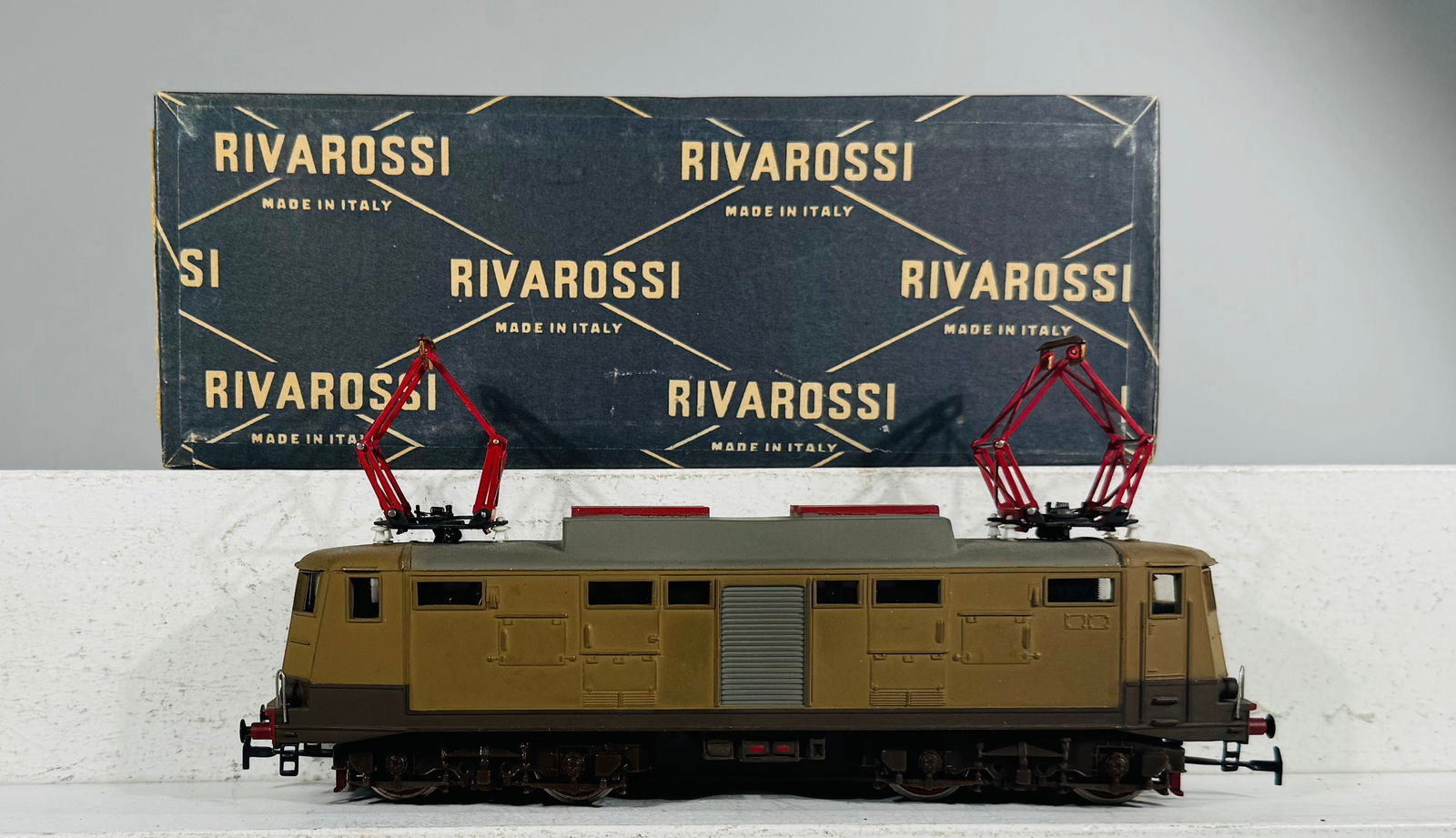 Rivarossi HO European Electric Engine (1 of 2)