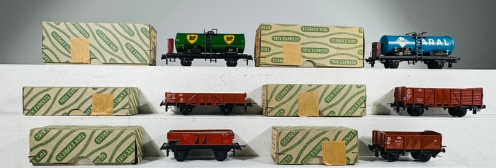 Trix Freight Cars (6)