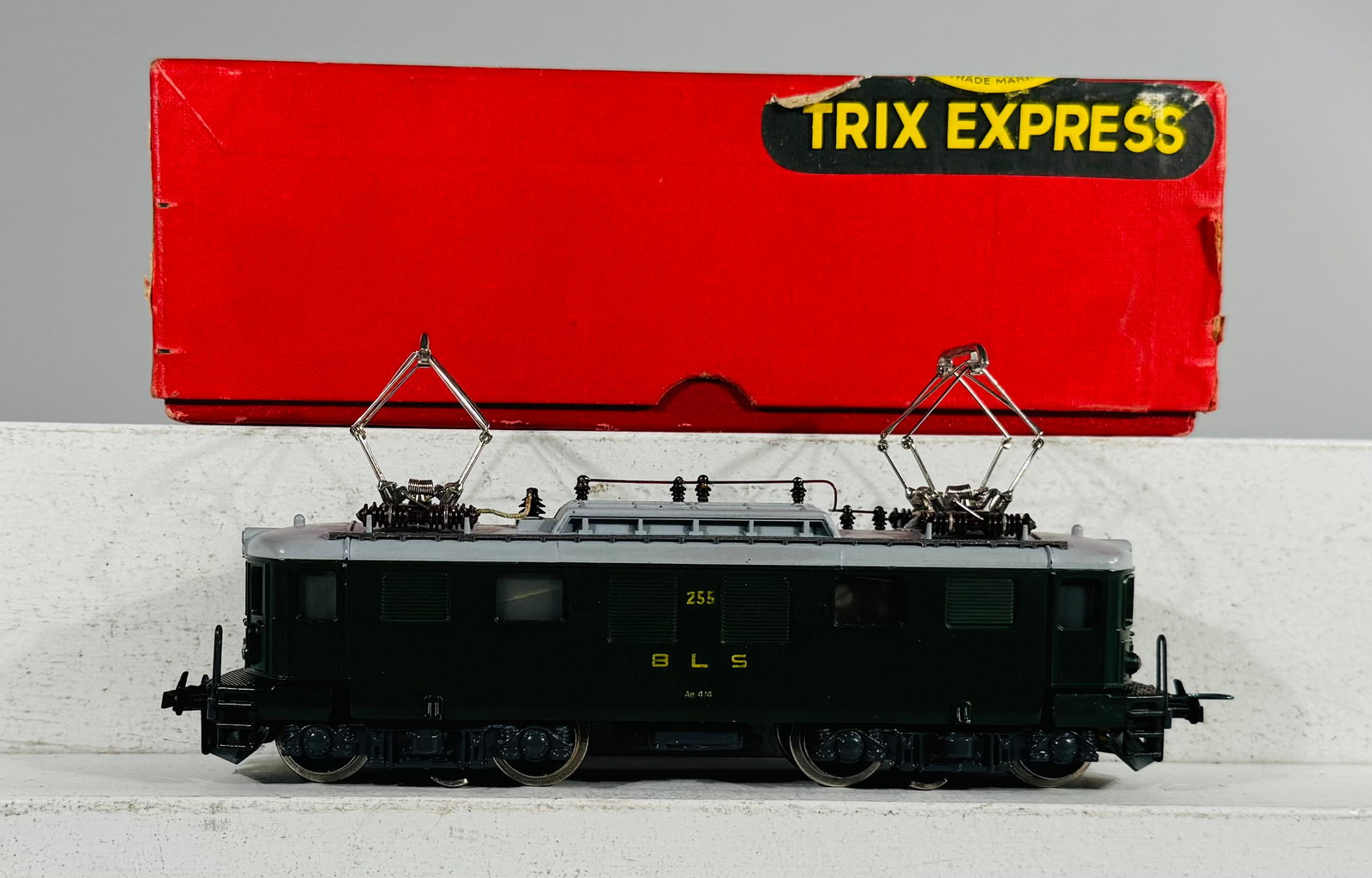 Trix European Electric Engine #762: Wester German - 1960's.