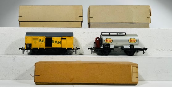 Fleischmann Freight Cars (4)