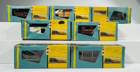 Conti Freight Trains with Window Boxes (7)