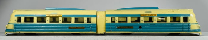 "Union Pacific" Flying Yankee Floor Train (Windup)