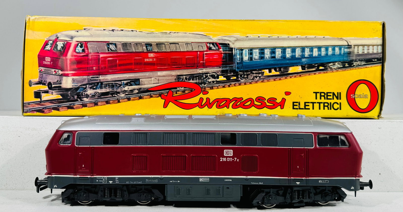 Rivarossi "O" Gauge German Diesel Engine: Engine #7180. Italian - 1960's.