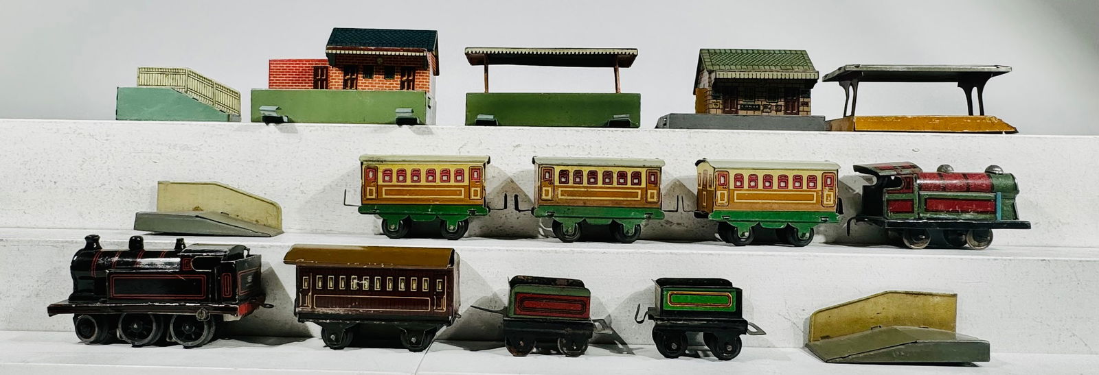 Table Top Bing Railway Set (1 of 5)