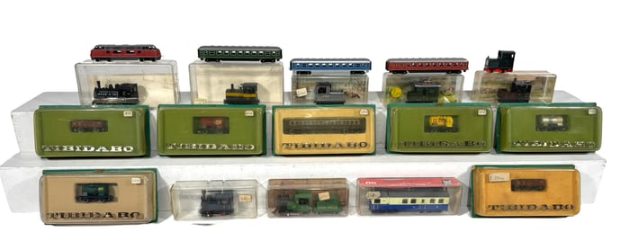Large Group of "N" Gauge Rolling Stock