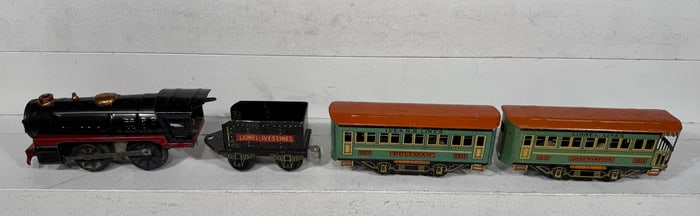 Ives / Lionel Windup Passenger Set