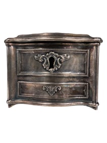 Chest of Drawers Bank