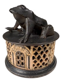 Frog on Lattice Base - Finished Lavender and Brown