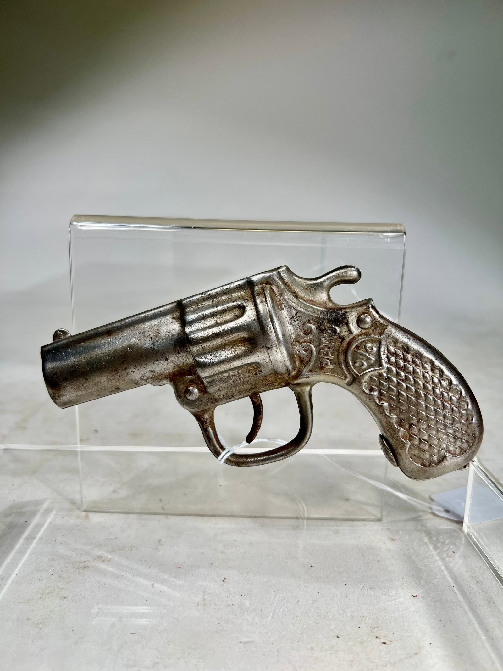 Revolver: Sheet sted version