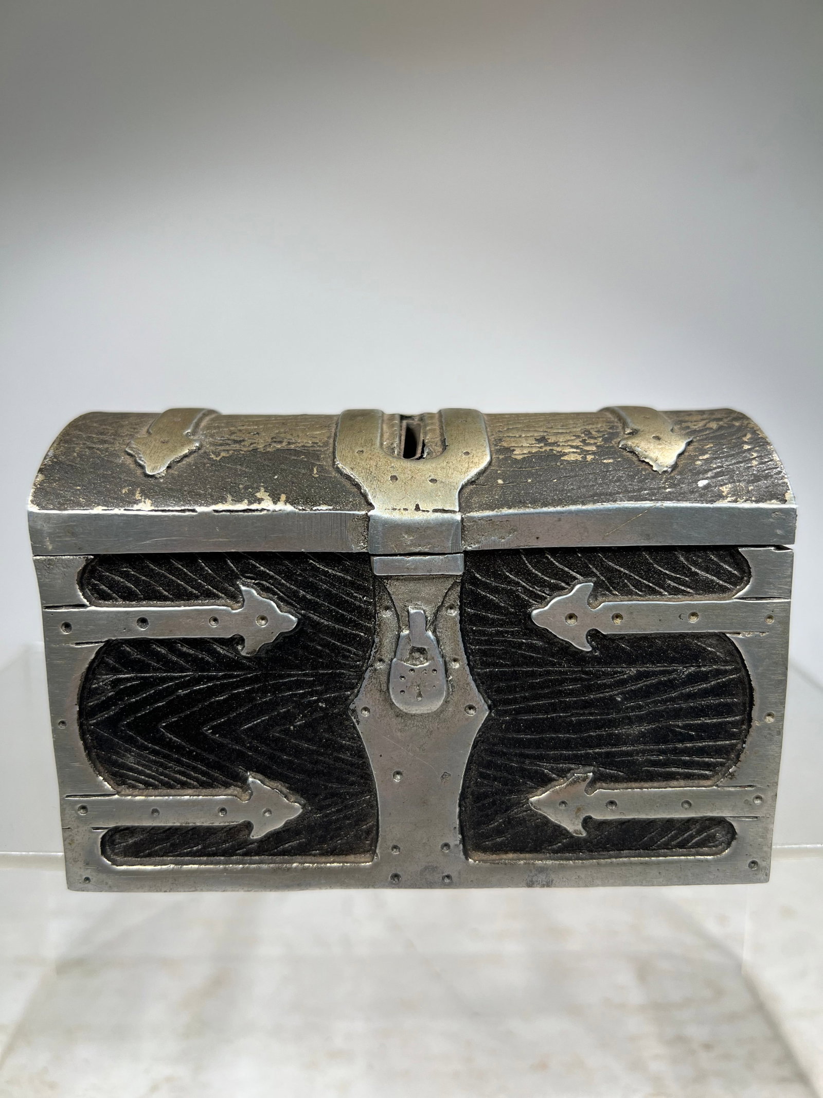 Musical Chest Cast Iron Bank: Made in Oregon 1930 - 5''L