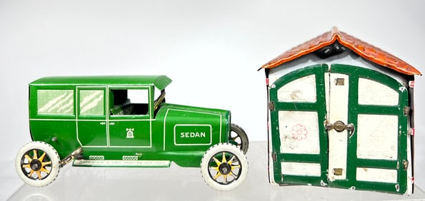 Windup Tin Sedan with Garage