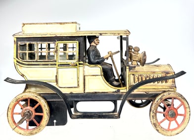 German Tin Windup Limousine