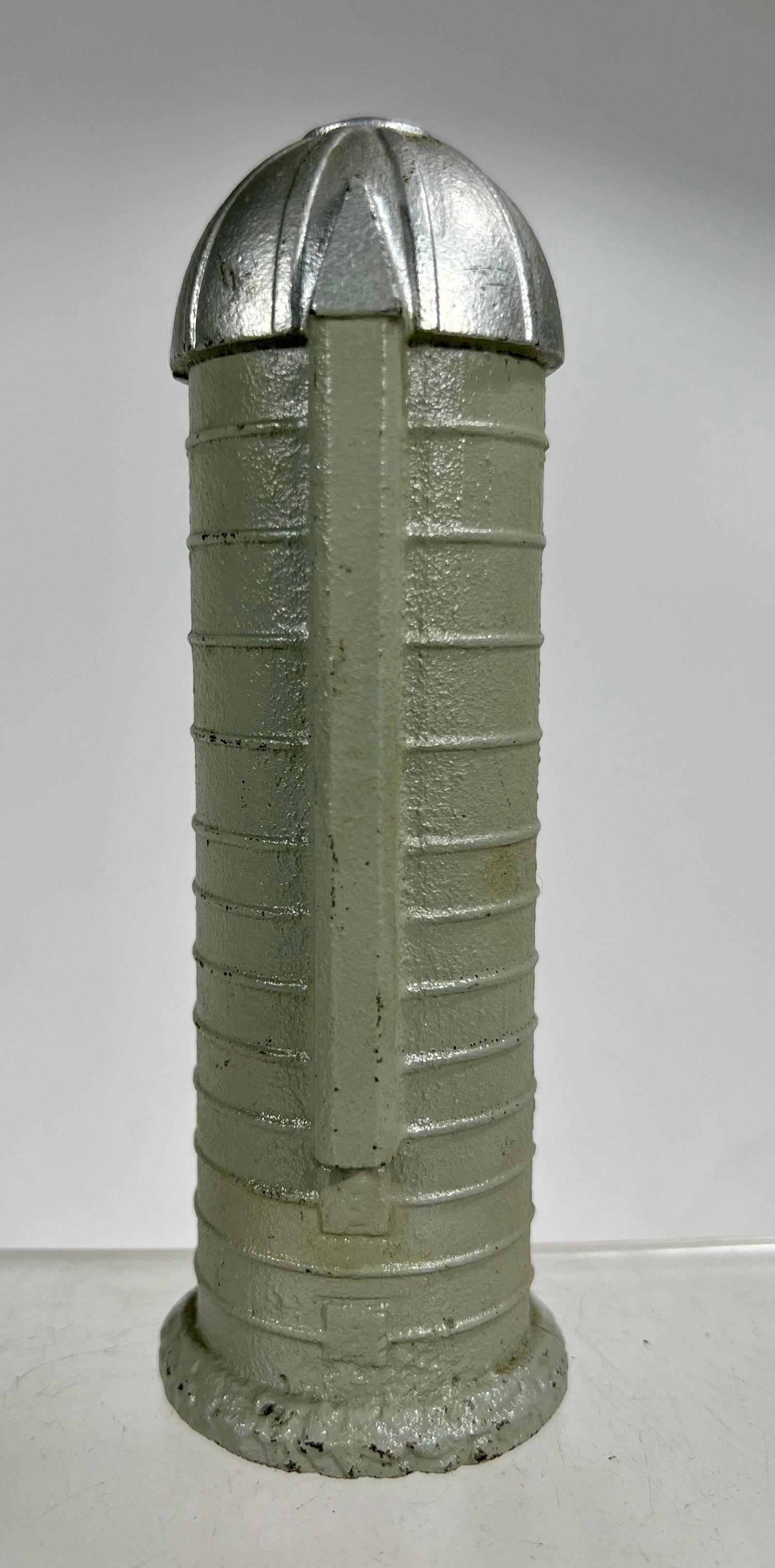 Marietta Silo Cast Iron Bank (1 of 3)