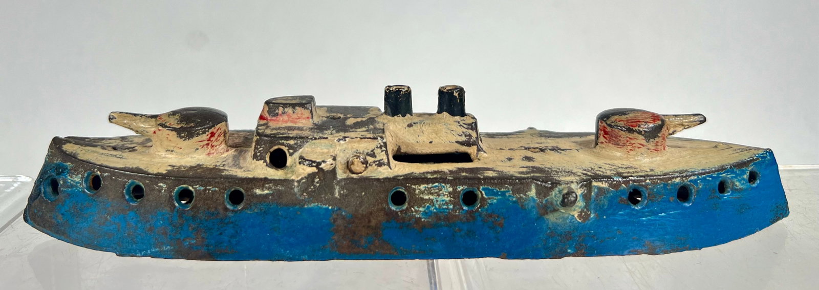 Cast Iron Battleship Bank without Must Version: Kenton Hardware Kenton OH, Ottio 1910 - 8 1/2" L