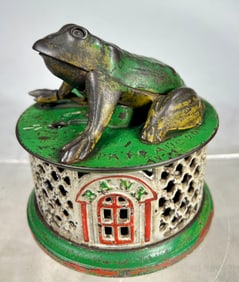 Frog on Lattice Cast Iron Mechanical Bank