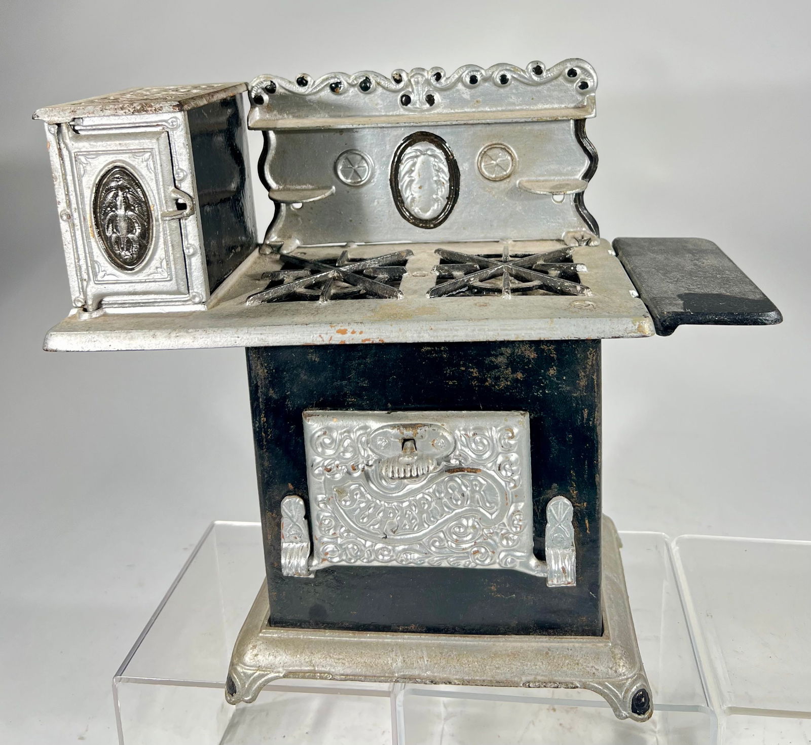 “Superior?? Cast Iron & Tin Stove Salesman Sample (1 of 3)