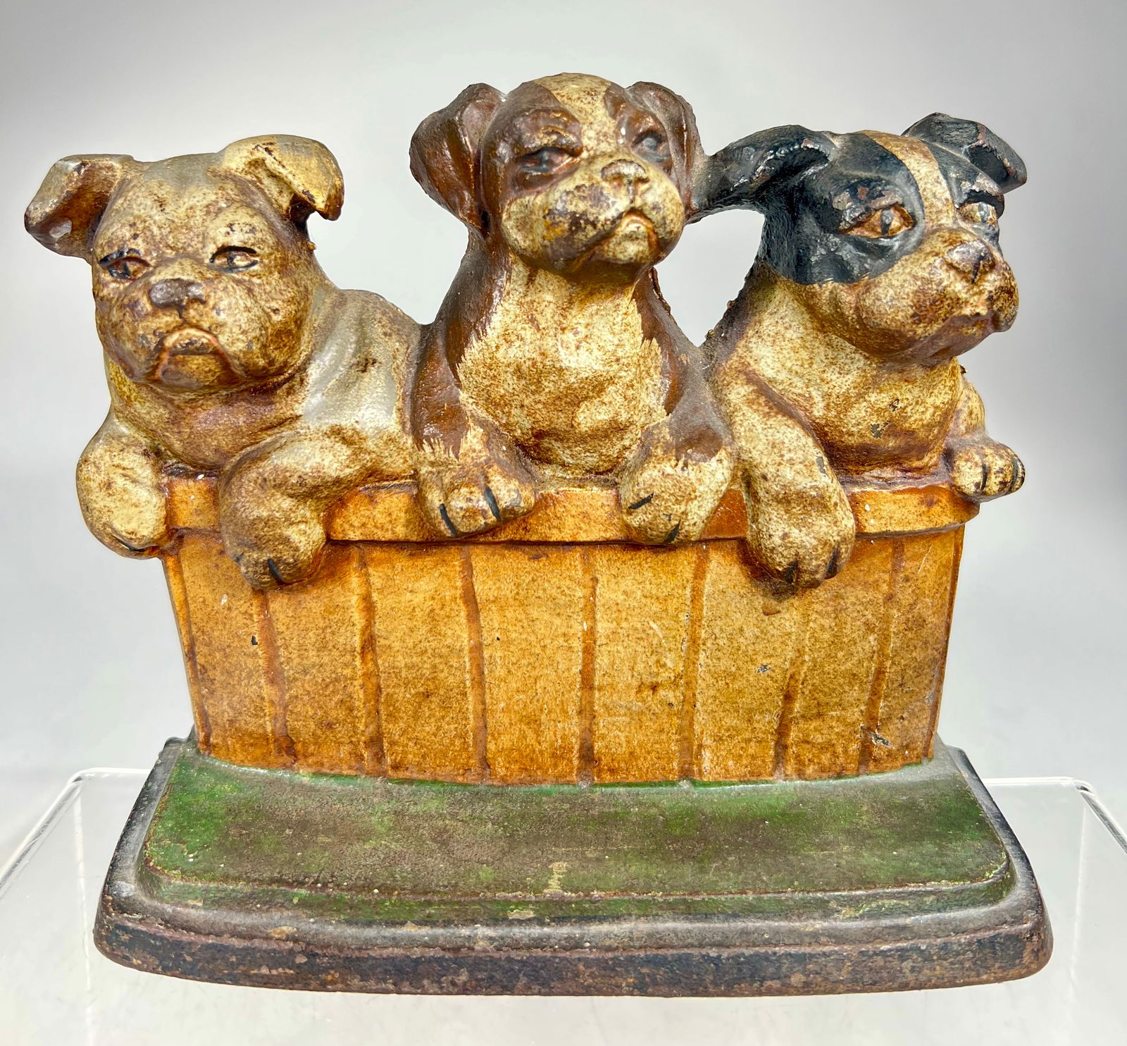 Three Pups in a Basket Cast Iron Doorstop (1 of 3)