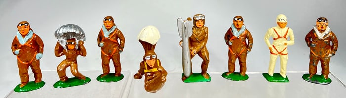 Dimestore Aviation Figures (8)
