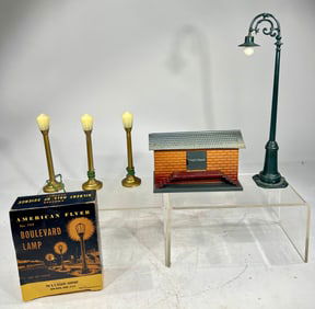 Assorted Train Accessories - Lionel/American Flyer/Fandor