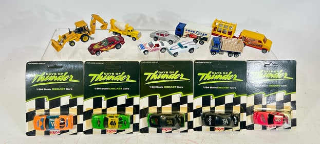 Modern Diecast Toys (15) Five Days in Thunder Stock Cars