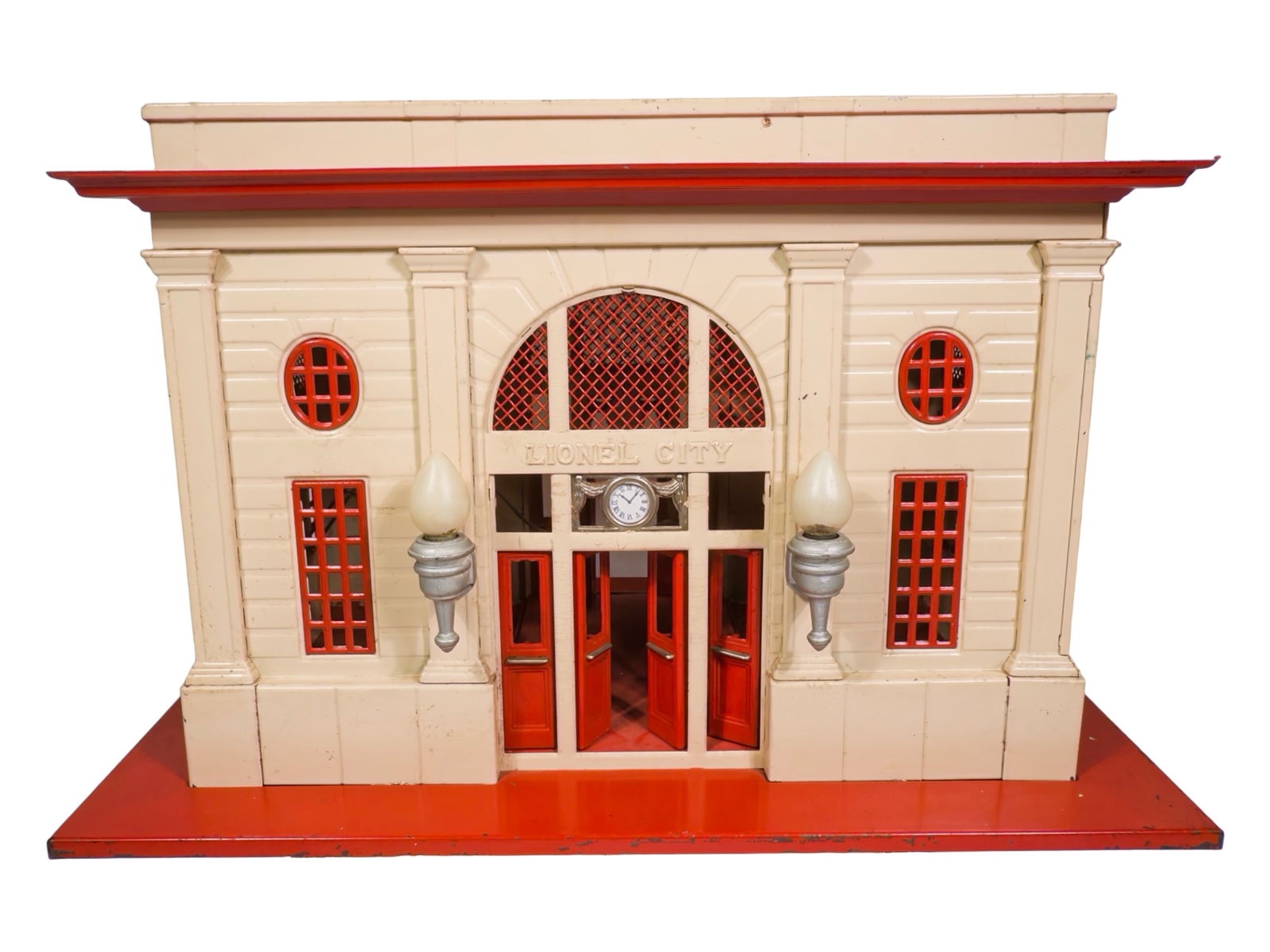 Lionel #115 Train Station (1 of 8)