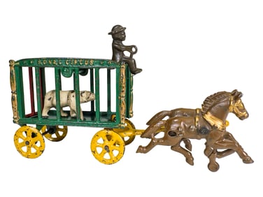Royal Circus Menagerie Cage Green Wagon with a Polar Bear  - Cast Iron Toy