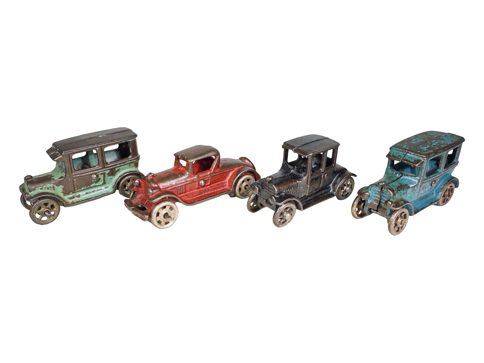 Four Cast Iron Autos - Small Scale (1 of 5)