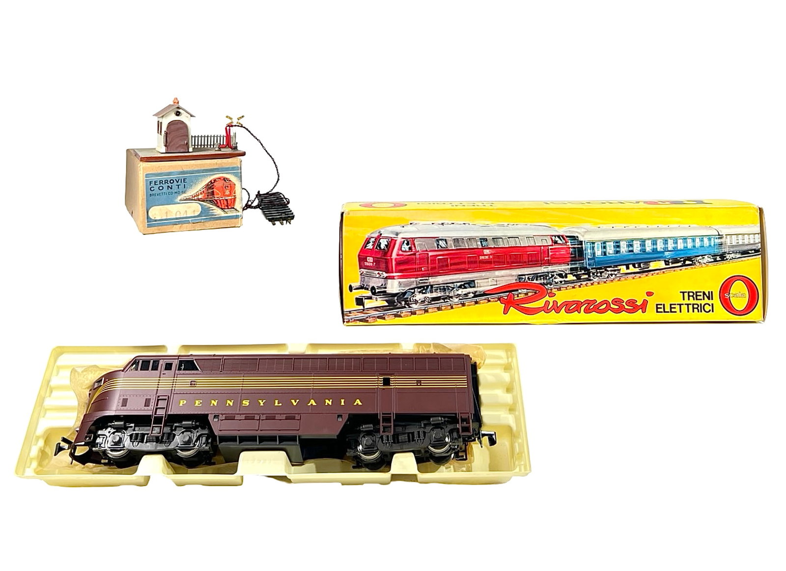 Train Accessories: Rivarossi/Conti - Italian 1950/60's - Larger box is 17"L x 5"T x 3"D