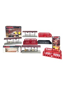 Lionel Accessories - 10 pieces