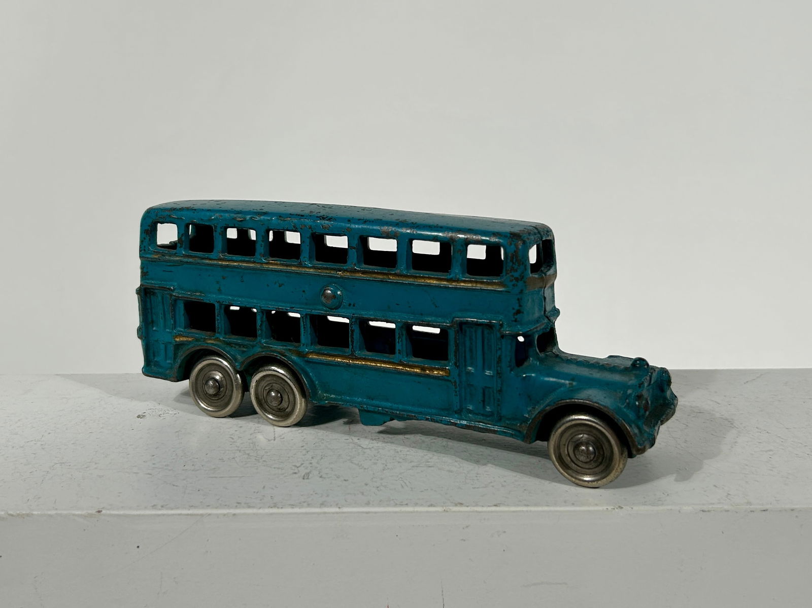 Double Decker Cast Iron Bus (1 of 3)