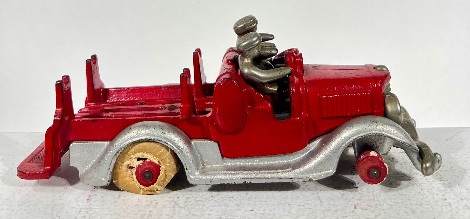 Cast Iron Hook and Ladder (1 of 2)