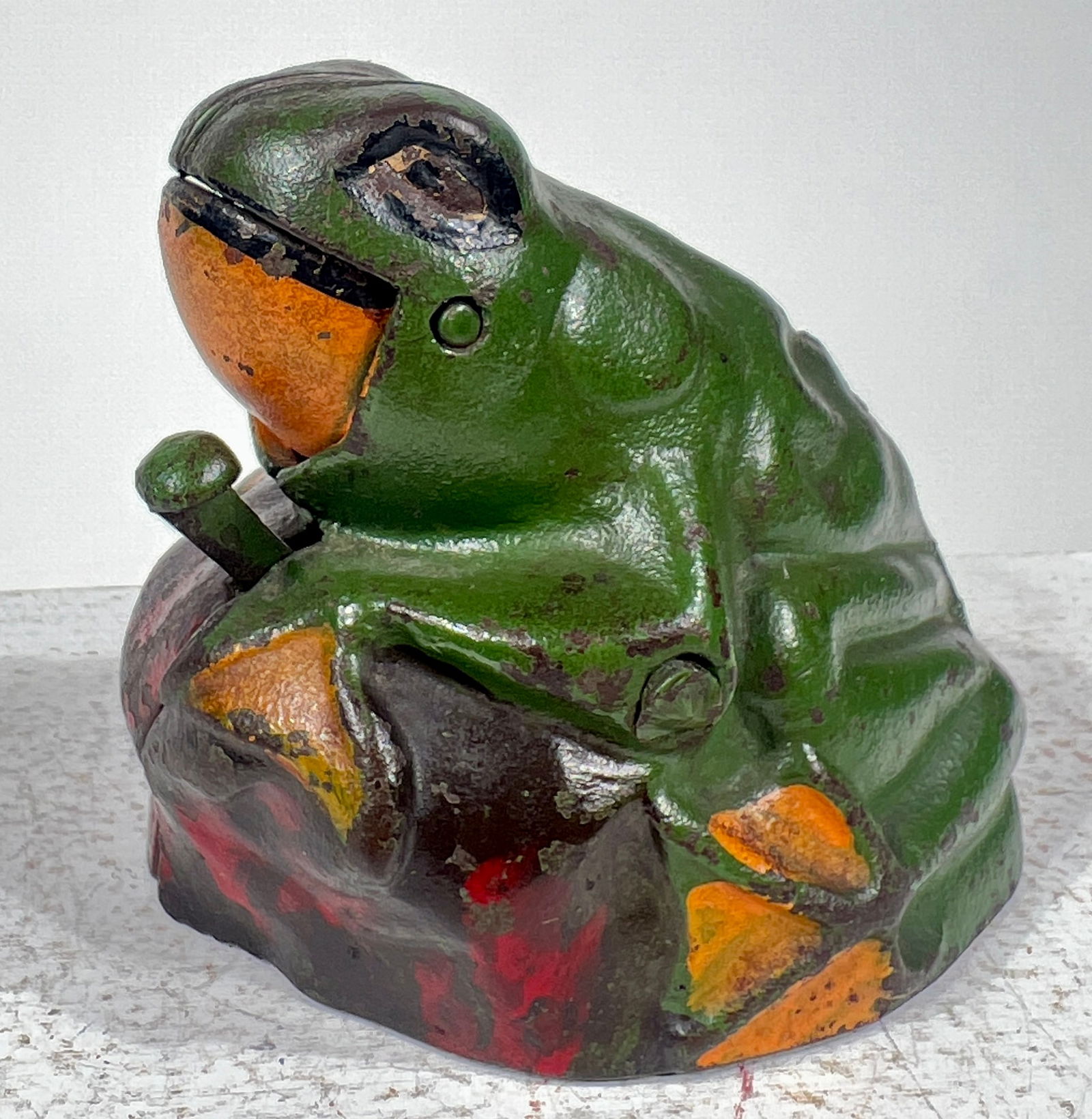 Frog on Rock Cast Iron Mechanical Bank (1 of 4)