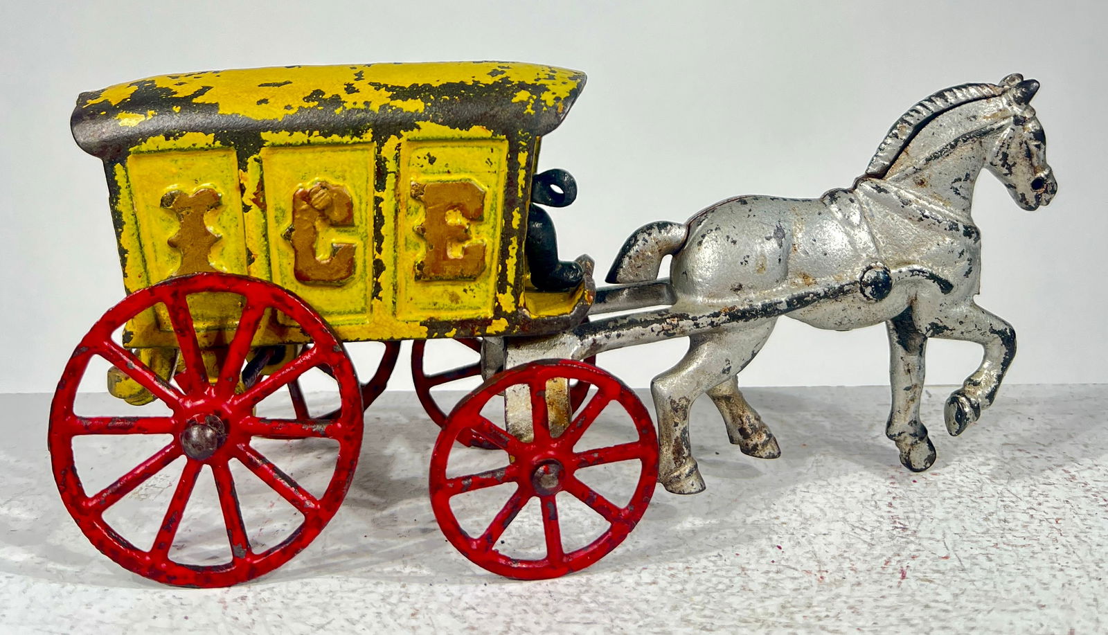 Small Scale Cast Iron Ice Wagon (1 of 3)