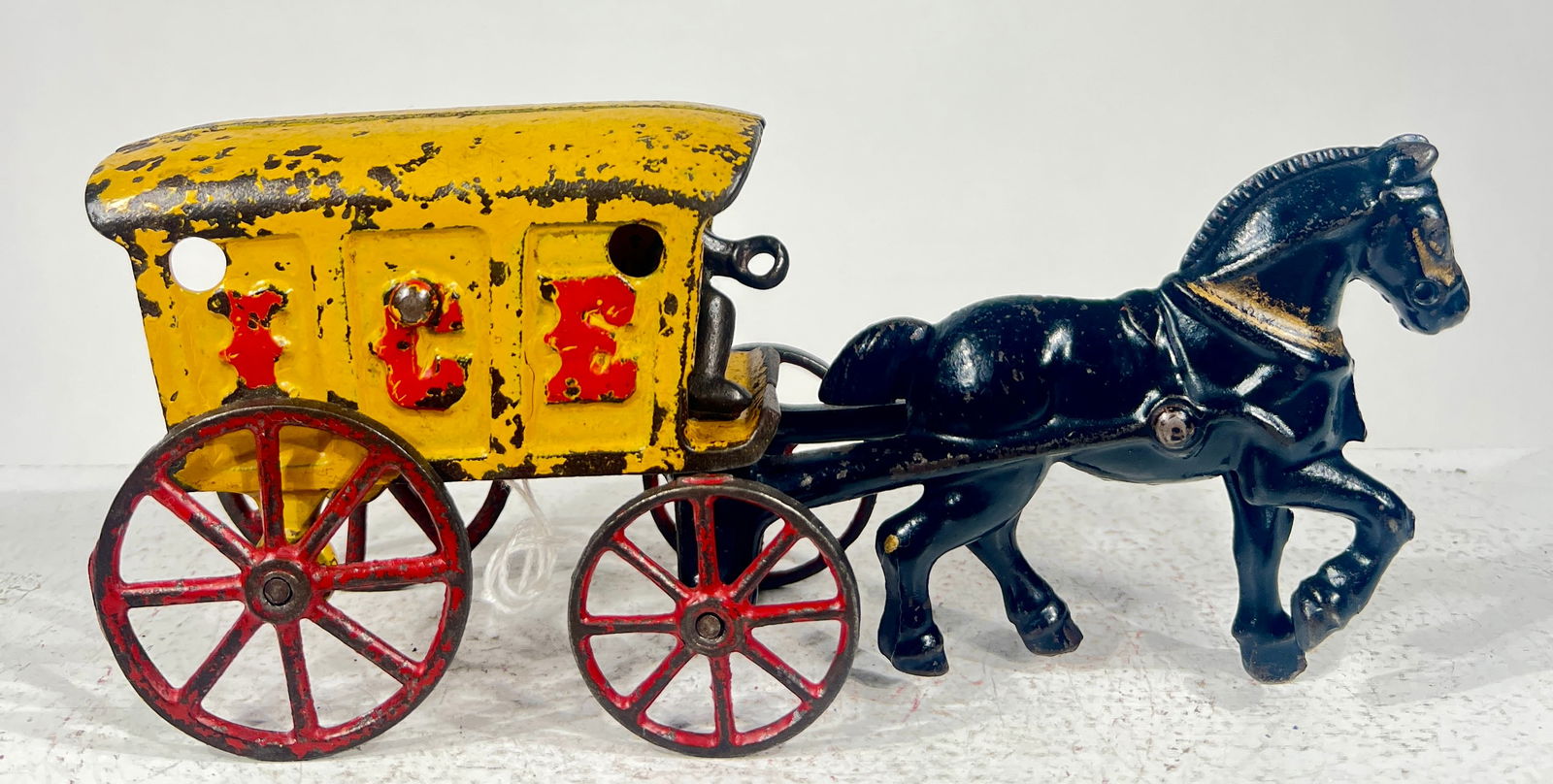 Small Scale Cast Iron Ice Wagon (1 of 3)