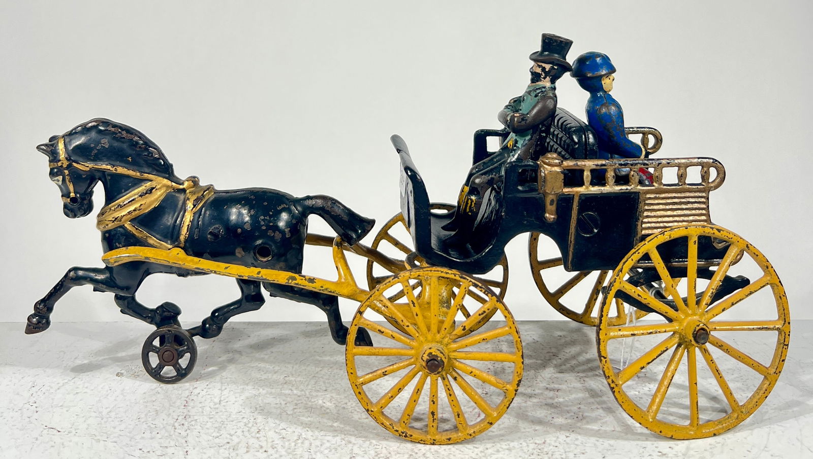 Back to Back Trap- Rare: Dent Hardware CompanyFullerton, PA- 1905 13 1/4"L x 6 3/4"T x 3 1/2"DThe Olshefski Collection