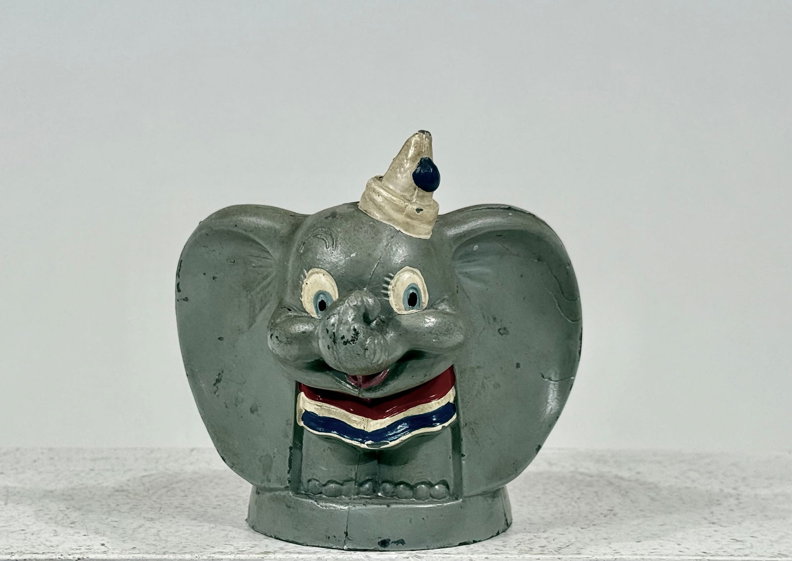 Dumbo Bank- Alloy Material (1 of 3)