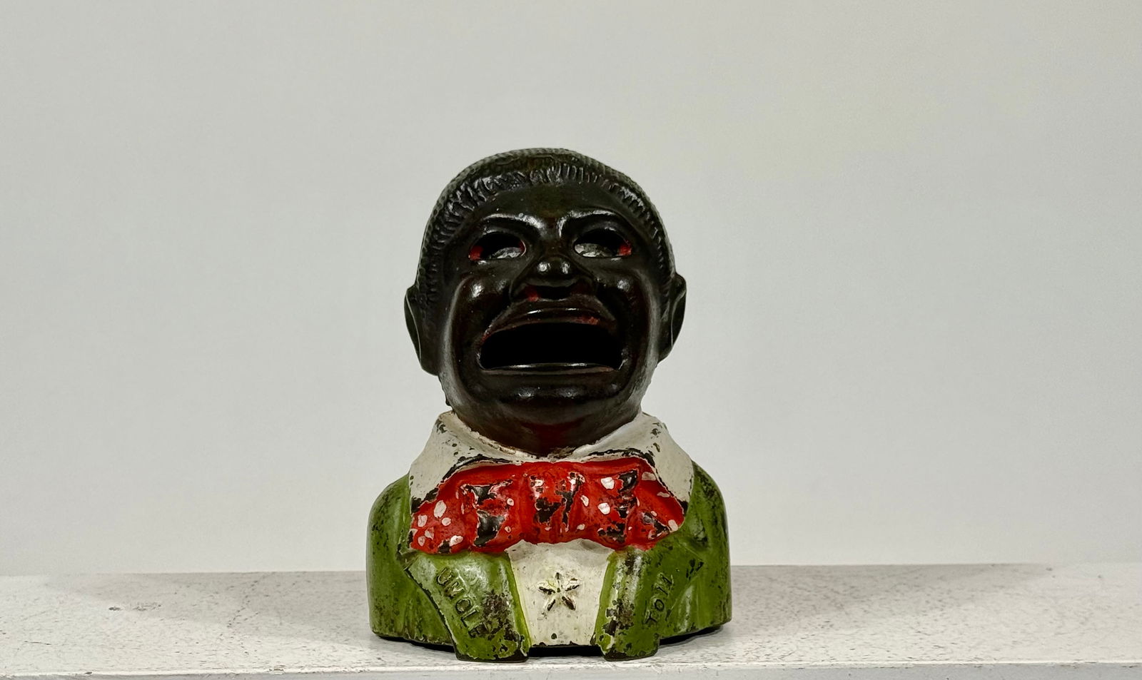 Uncle Tom with Star and Lapels (1 of 3)