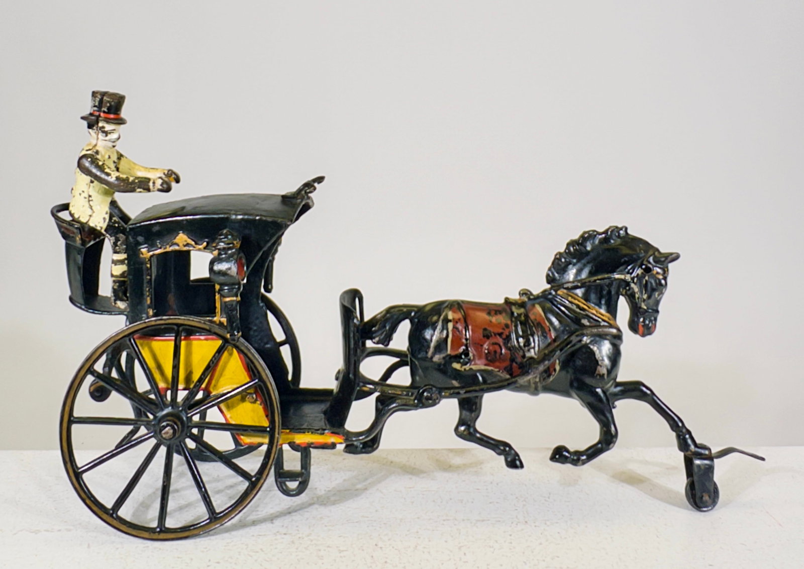 Hansom Cab - Cast Iron Toy (1 of 2)