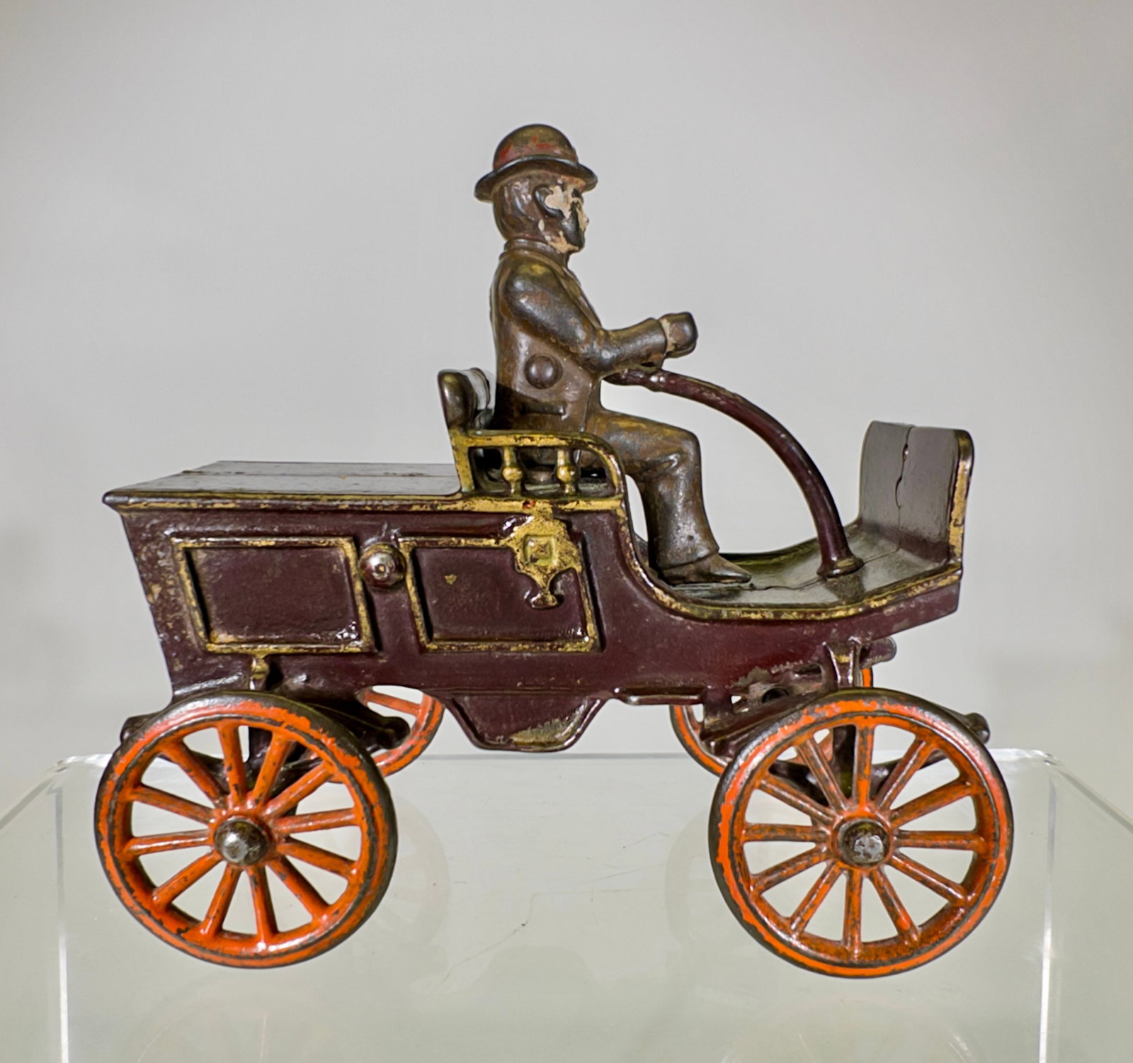 Early Cast Iron Runabout (1 of 2)