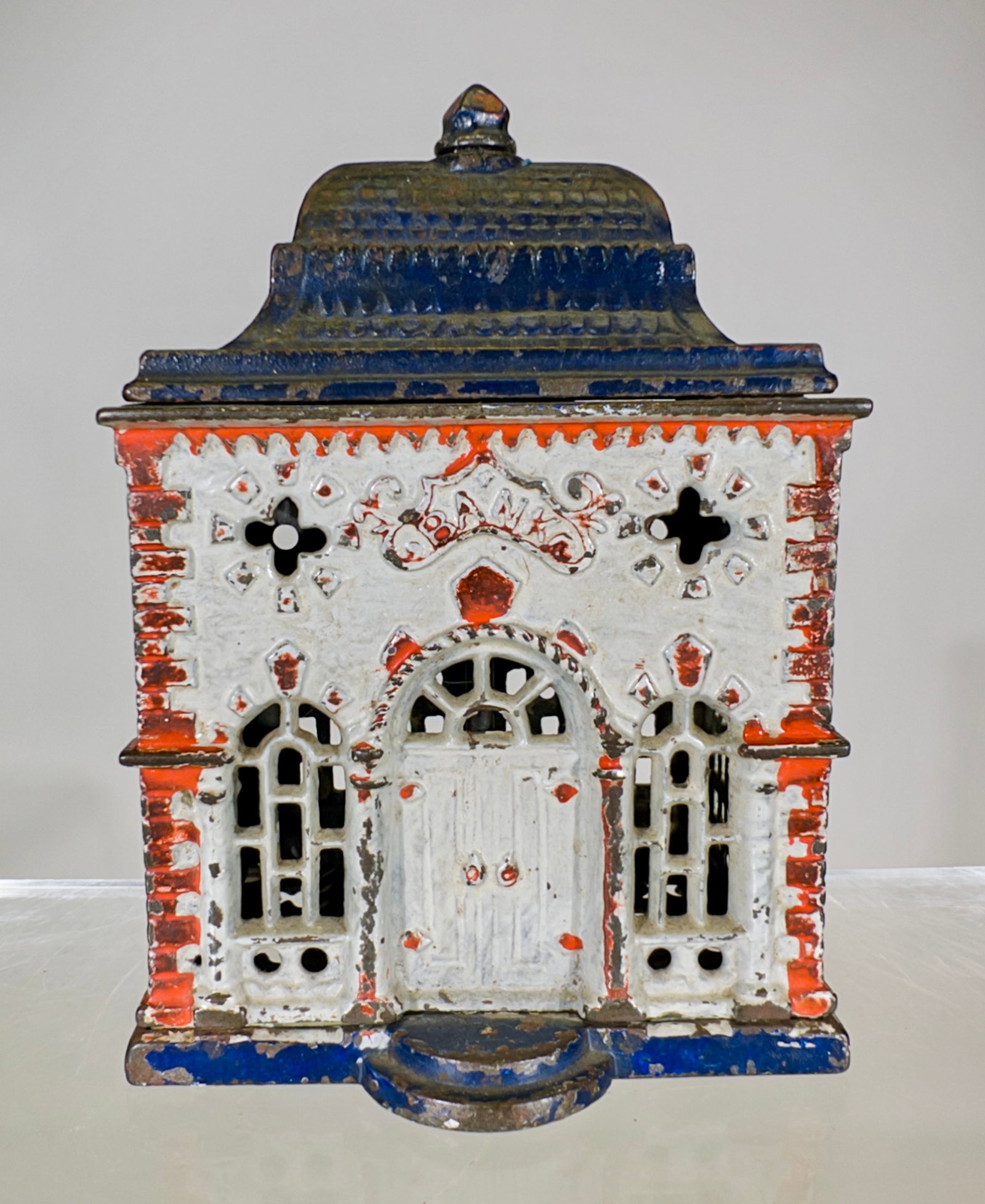 Patriotic Roof Bank (1 of 2)