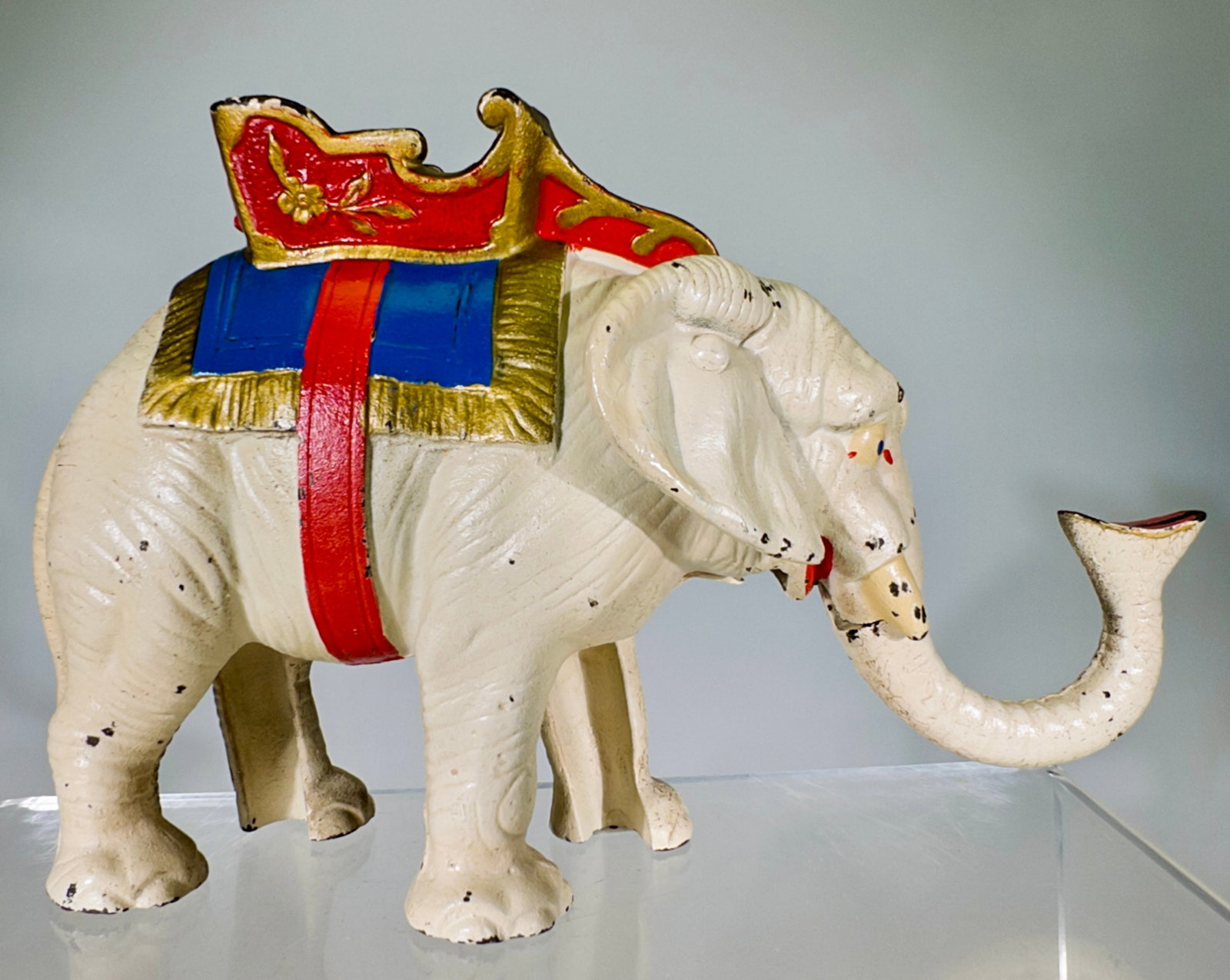 Elephant with Howdah Bank (1 of 2)
