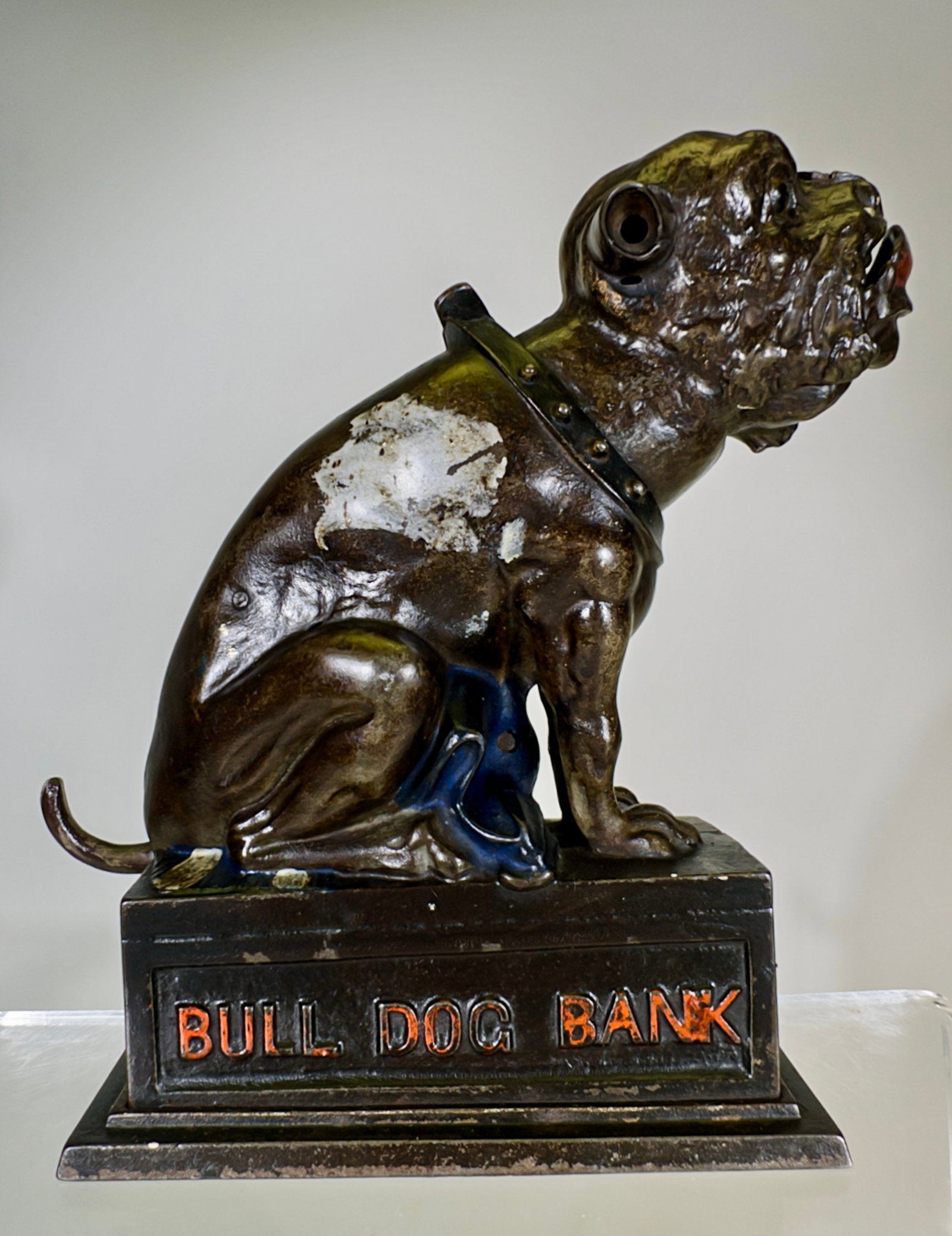 Bulldog Bank - Blue Blanket (1 of 4)