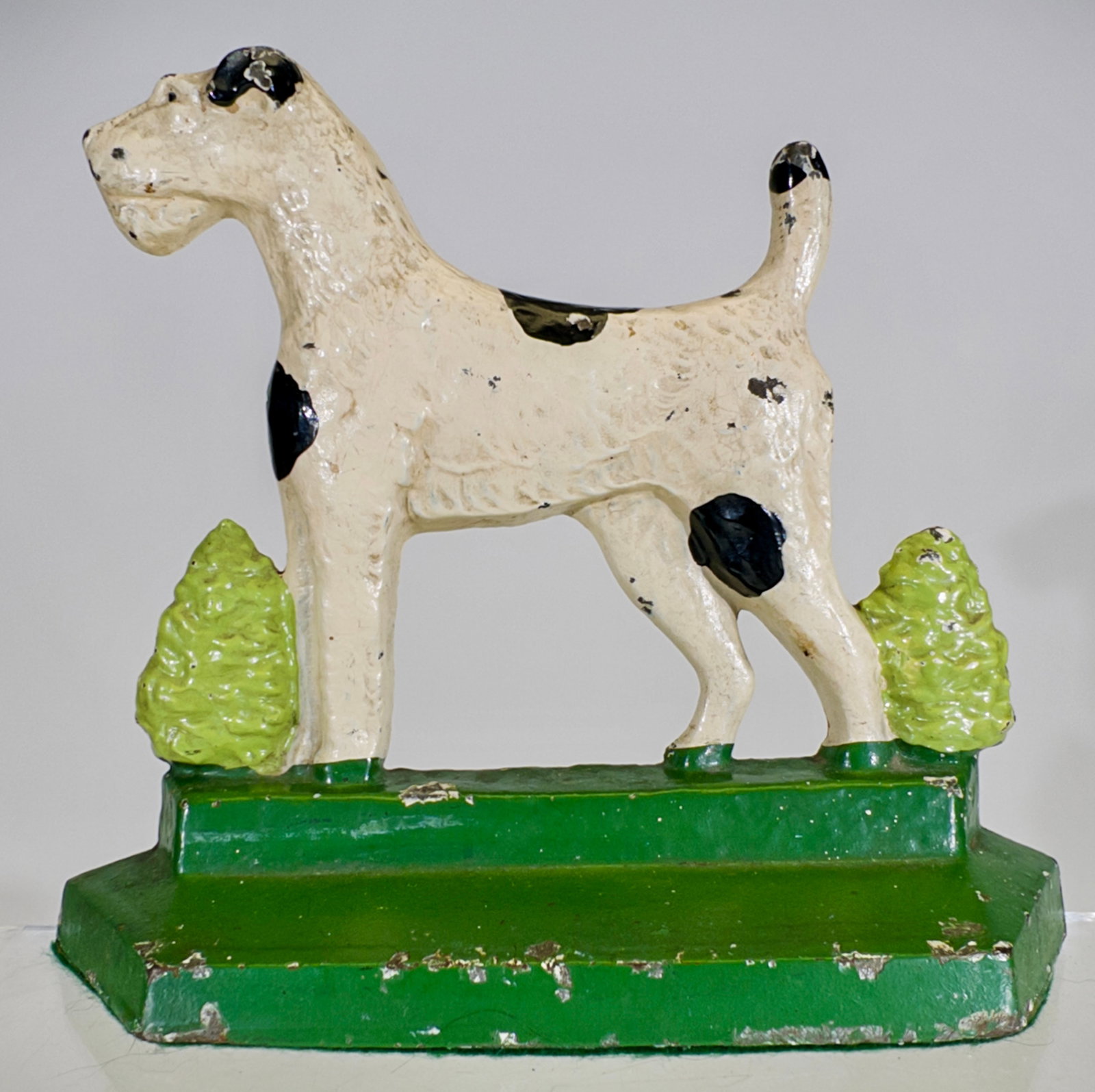 Airedale Terrier Doorstop: American 1930 - 6 3/4"T x 7 3/4"W