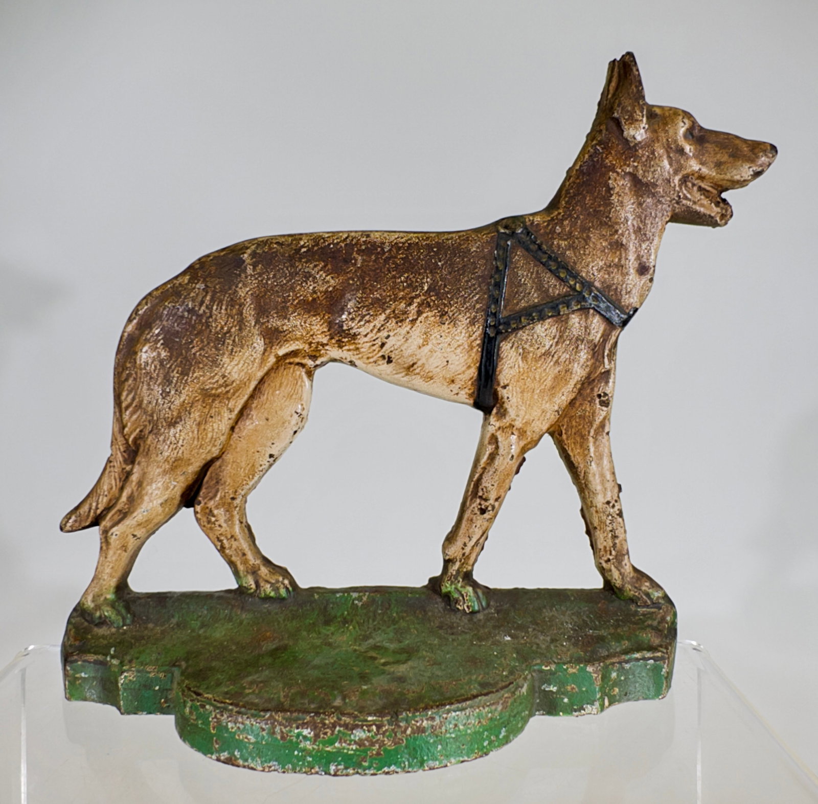 German Shepherd Door Stop: American 1930 - 7 5/8"T x 9"L
