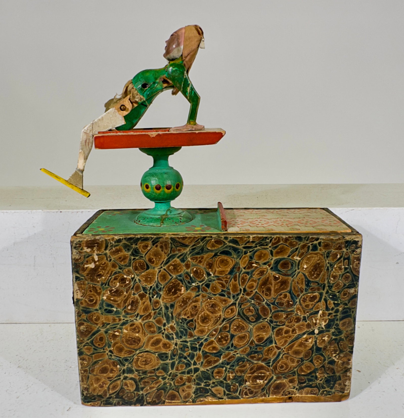 Early Gravity Acrobat Toy (1 of 2)