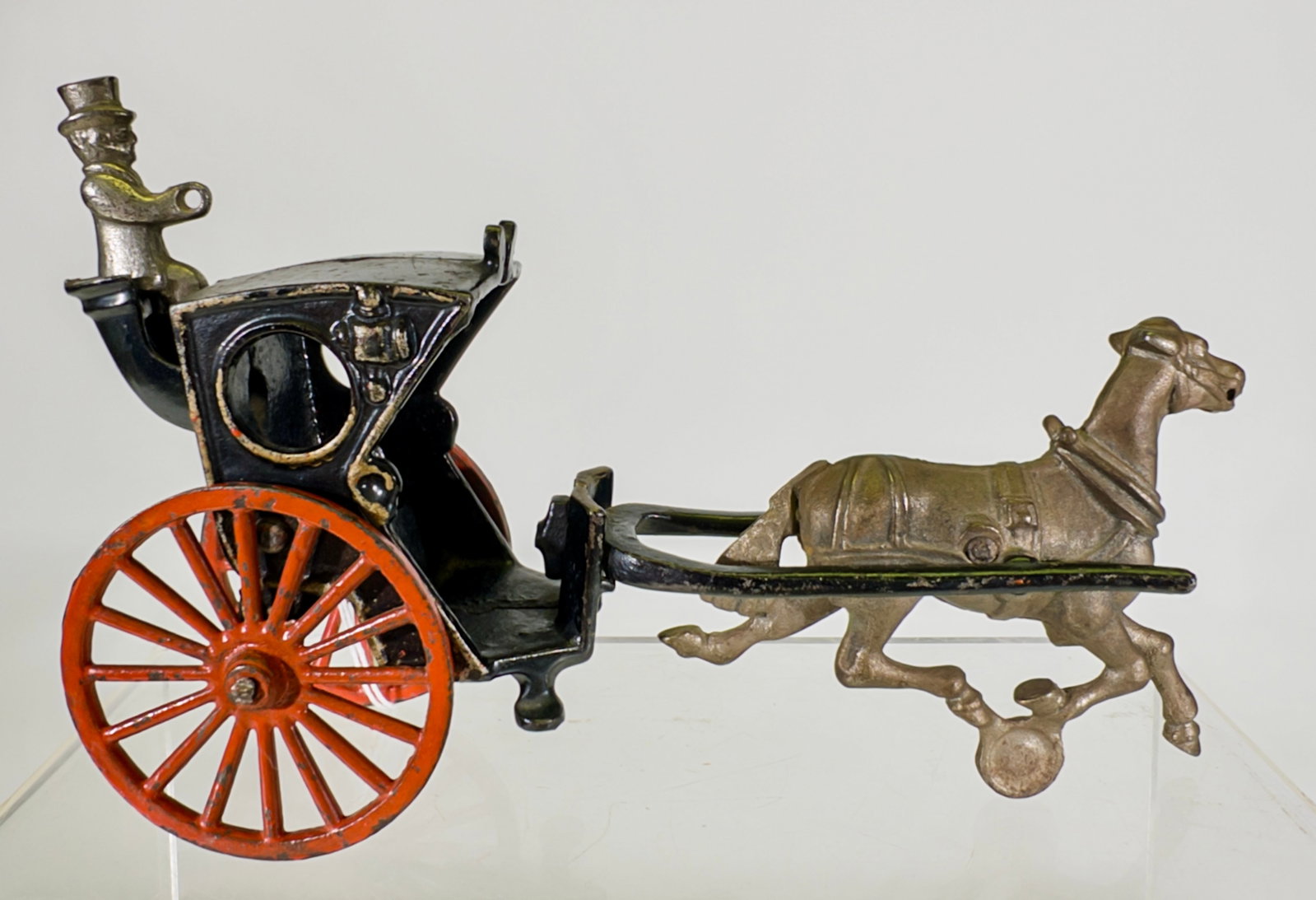 Single Horse Hansom Cab: Hubley Mfg. Co. - Lancaster, PA. 1910 - 8"L x 8 1/8"T - The Olshefski Collection