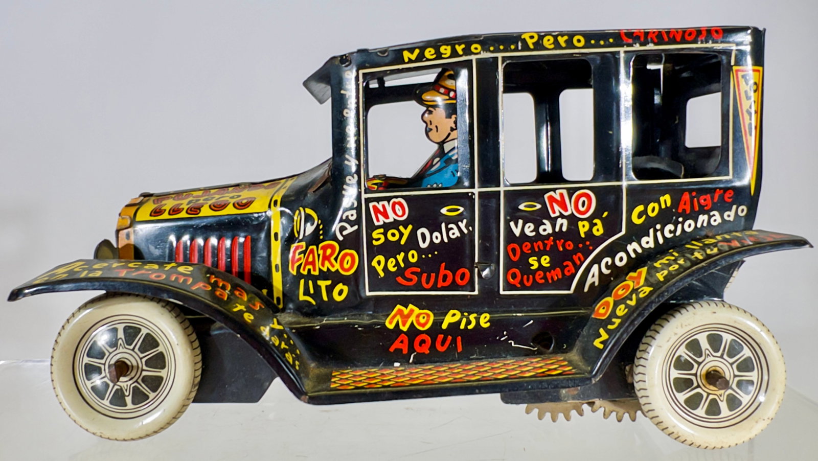 Pujando pero Llego Windup - Complaining But Arriving Car: Made by Plastic Marx - Internationally Made 1950 - 7"L x 4"T