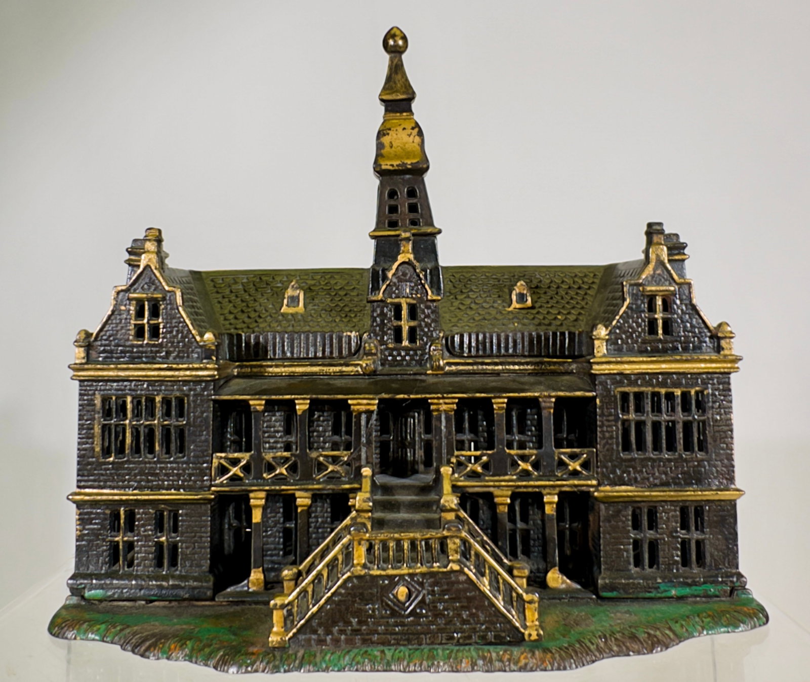 Palace Bank (1 of 2)